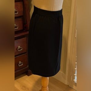 St. John Black knit skirt - size 4